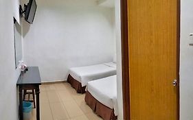 Dynasty Inn - Wakaf Che Yeh